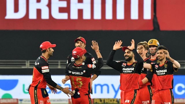 IPL 2020: 'The best tournament in world cricket', Twitterati go berserk as RCB edge MI after thrilling Super Over finish IPL 2020: 'The best tournament in world cricket', Twitterati go berserk as RCB edge MI after thrilling Super Over finish