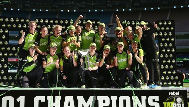 Women's Big Bash League moved entirely to Sydney over coronavirus travel restrictions Women's Big Bash League moved entirely to Sydney over coronavirus travel restrictions