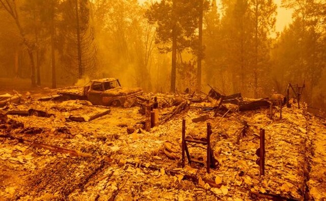 A Northern California wildfire burning for more than three weeks roared to life after being stoked by high winds, spreading at a ferocious rate across an estimated 40 kilometres of mountainous terrain and parched foothills and destroying an untold number of homes. AFP A Northern California wildfire burning for more than three weeks roared to life after being stoked by high winds, spreading at a ferocious rate across an estimated 40 kilometres of mountainous terrain and parched foothills and destroying an untold number of homes. AFP