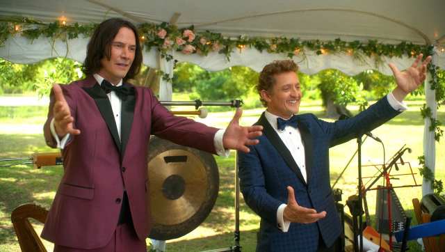 With Alex Winter in Bill & Ted Face the Music | Image from Twitter With Alex Winter in Bill & Ted Face the Music | Image from Twitter
