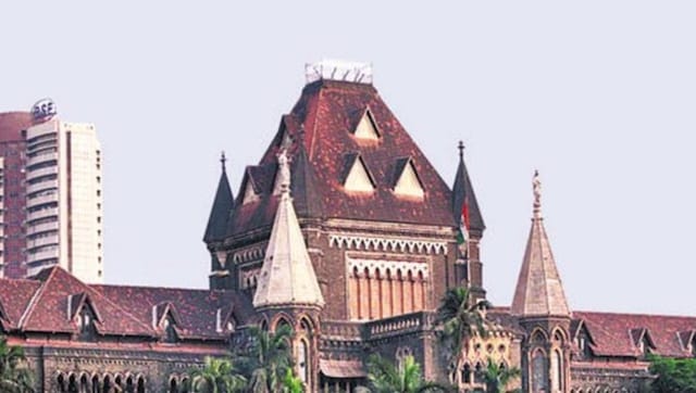 'Have you seen Titanic?': Bombay HC calls plea for vaccinating judges, lawyers first ‘selfish’