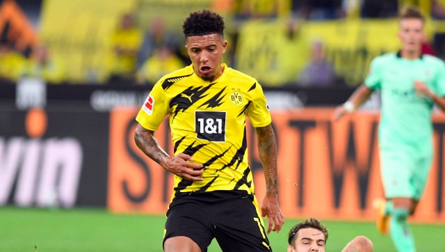 Jadon Sancho's poor form due to Manchester United talk, says Borussia Dortmund coach Lucien Favre Jadon Sancho's poor form due to Manchester United talk, says Borussia Dortmund coach Lucien Favre