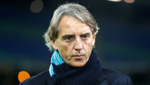 Italy coach Roberto Mancini ‘very sorry’ over Mario Balotelli failing to find a club during transfer window Italy coach Roberto Mancini ‘very sorry’ over Mario Balotelli failing to find a club during transfer window