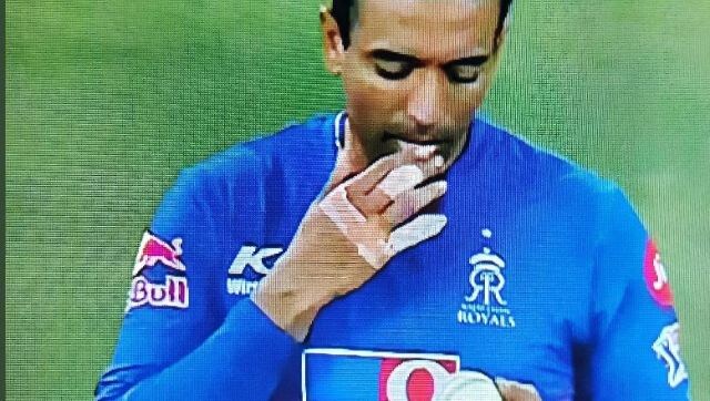 IPL 2020: Rajasthan Royals batsman Robin Uthappa spotted applying saliva on ball during KKR game IPL 2020: Rajasthan Royals batsman Robin Uthappa spotted applying saliva on ball during KKR game