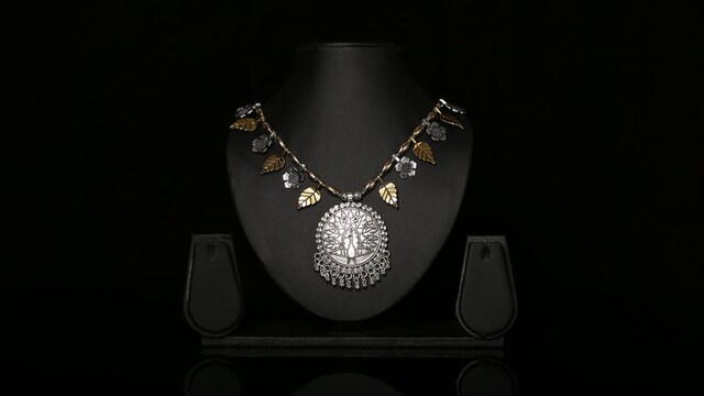 These top mangalsutras are meant for daily use These top mangalsutras are meant for daily use