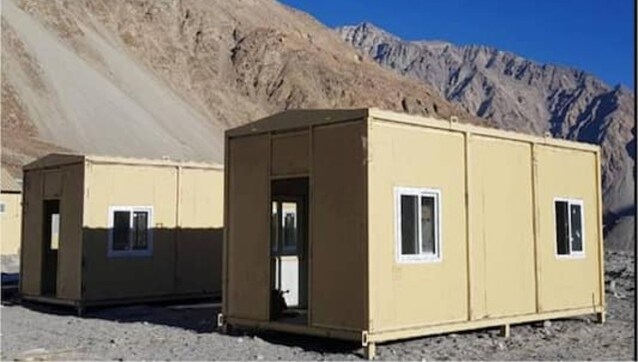 Indian Army sets up heated living facilities for troops in eastern Ladakh as harsh winter sets in Indian Army sets up heated living facilities for troops in eastern Ladakh as harsh winter sets in