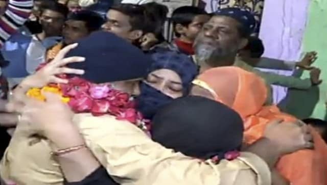 Arrested on espionage charges in Pakistan in 2012, septuagenarian has tearful reunion with family in Kanpur