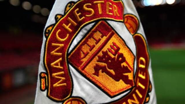 Manchester United fans block entrance of club's Carrington training ground to protest against Glazer family