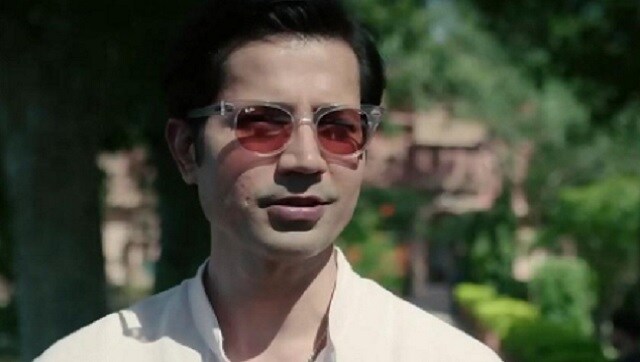 Dark 7 White review: Sumeet Vyas' show is thoroughly convinced about its inability to engage with the viewer