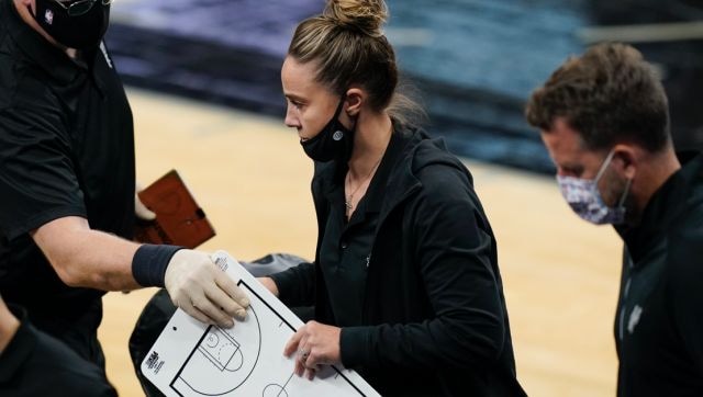 NBA: Becky Hammon becomes first woman to direct NBA team; Spurs go down to Lakers NBA: Becky Hammon becomes first woman to direct NBA team; Spurs go down to Lakers