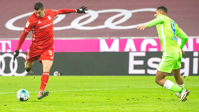 Bundesliga: Robert Lewandowski goes past 250 league goals in Bayern Munich's win over Wolfsburg Bundesliga: Robert Lewandowski goes past 250 league goals in Bayern Munich's win over Wolfsburg
