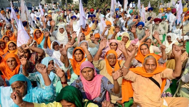 Talks between 35 farmers' unions, Centre inconclusive, next meet on 3 Dec; Bhim Army extends support to protesters