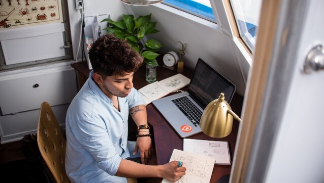COVID-19 work from home: Majority of workers faced new mental, physical health problems, finds study COVID-19 work from home: Majority of workers faced new mental, physical health problems, finds study
