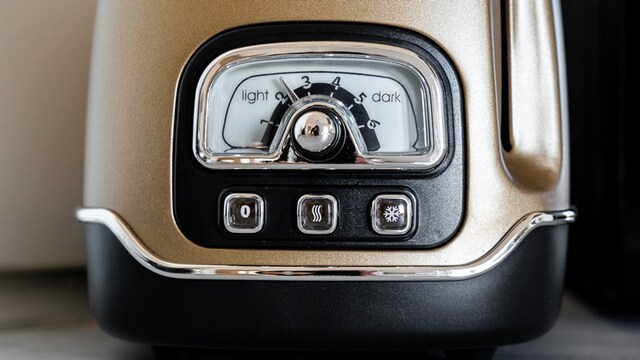 4 slice toasters that are great for the whole family 4 slice toasters that are great for the whole family