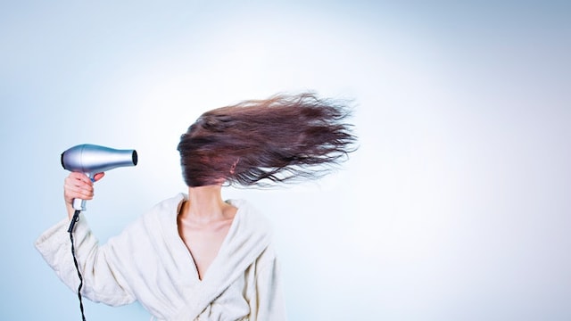 Compact hair dryers to make style and store easily Compact hair dryers to make style and store easily