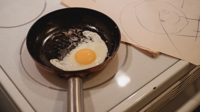 Fry perfect eggs every time in these mini frying pans Fry perfect eggs every time in these mini frying pans