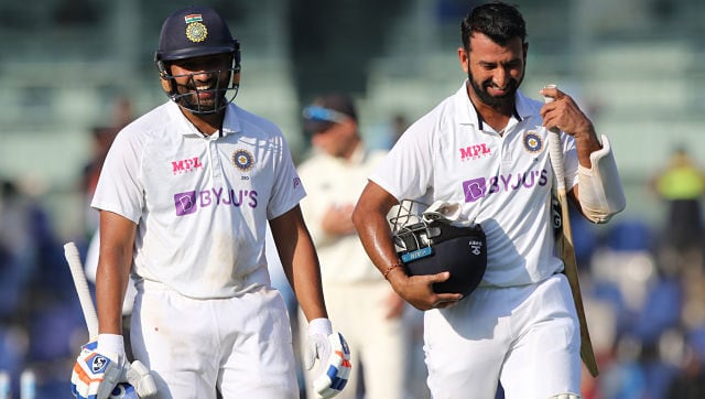 India vs England: Day of Indian dominance clouded by debris of Internet debate on pitches India vs England: Day of Indian dominance clouded by debris of Internet debate on pitches