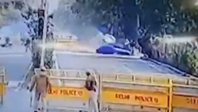 Republic Day violence: Delhi High Court seeks state govt, police stand on plea for SIT probe into farmer's death Republic Day violence: Delhi High Court seeks state govt, police stand on plea for SIT probe into farmer's death