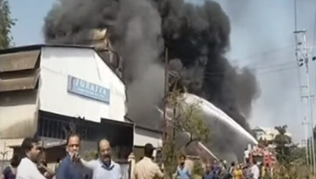 Major fire breaks out at Taloja industrial area in Navi Mumbai; efforts on to douse blaze, says official Major fire breaks out at Taloja industrial area in Navi Mumbai; efforts on to douse blaze, says official