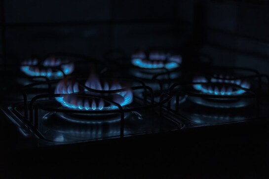 Efficient four-burner gas stoves for your kitchen Efficient four-burner gas stoves for your kitchen