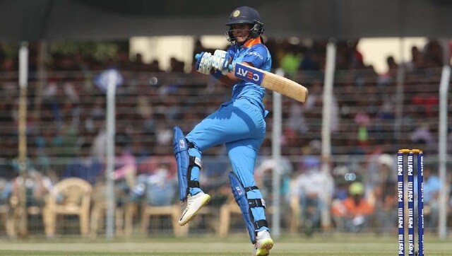 India Women vs South Africa Women: Hosts' skipper Harmanpreet Kaur ruled out of first T20I, informs Smriti Mandhana India Women vs South Africa Women: Hosts' skipper Harmanpreet Kaur ruled out of first T20I, informs Smriti Mandhana