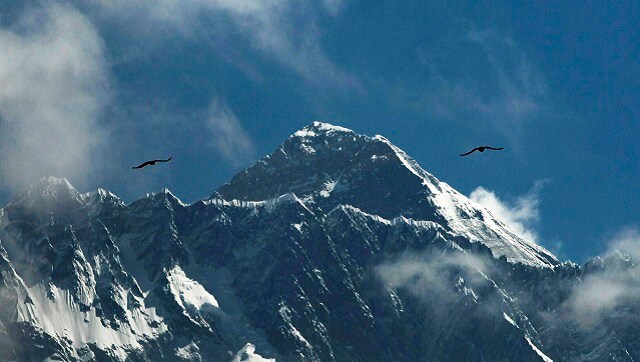 Amid continuing pandemic, Nepal expects hundreds of climbers looking to summit highest Himalayan peaks