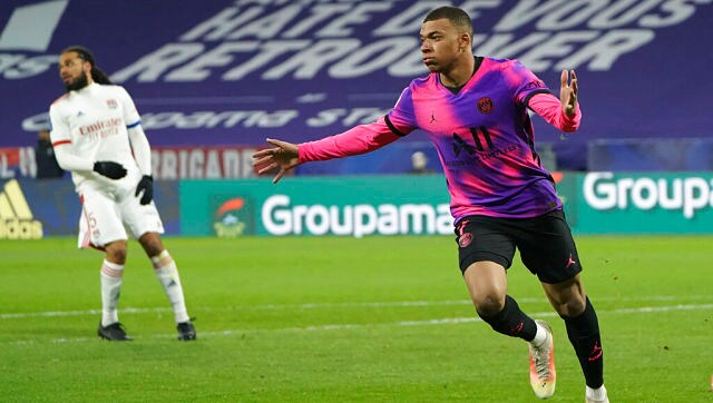 Ligue 1: Kylian Mbappe strikes 100th league goal as PSG beat Lyon to move atop; Nimes beat Lille Ligue 1: Kylian Mbappe strikes 100th league goal as PSG beat Lyon to move atop; Nimes beat Lille