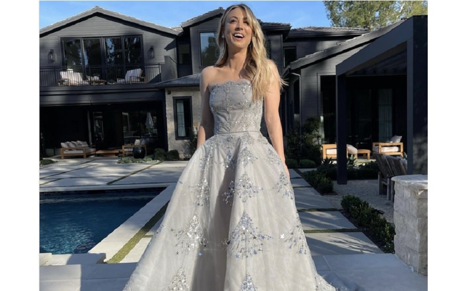 Kaley Cuoco channel Disney princess vibes while sporting a glittery, gray Oscar de la Renta gown | Image Courtesy of Brad Goreski