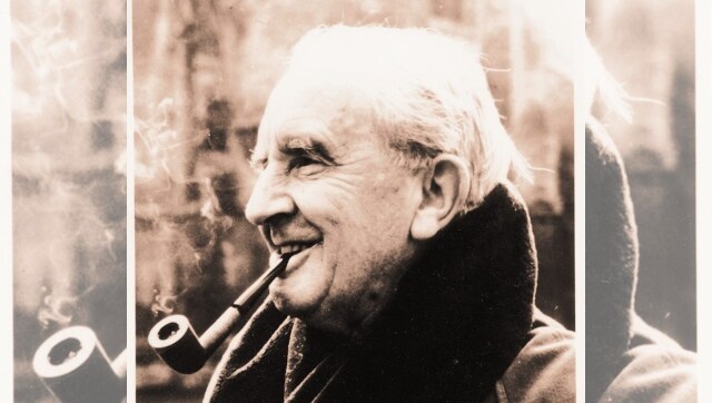 Upcoming edition of The Lord of the Rings to include drawings by JRR Tolkien for first time since publication