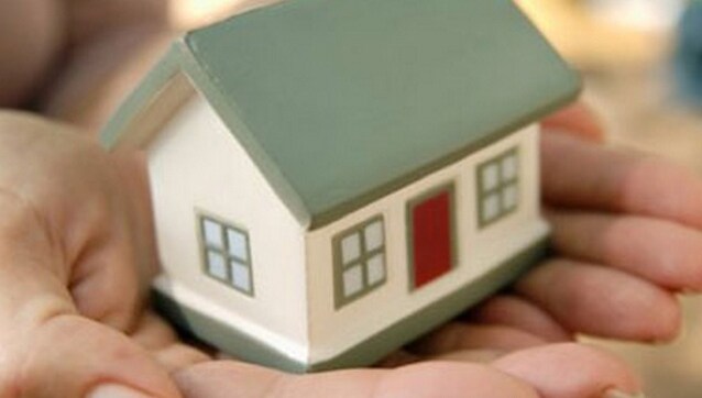 ICICI Bank cuts home loan rate to 6.70% at par with SBI; new rate available till 1 March ICICI Bank cuts home loan rate to 6.70% at par with SBI; new rate available till 1 March
