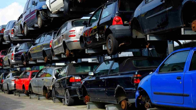 Scrappage policy details revealed, incentives for scrapping old vehicles outlined