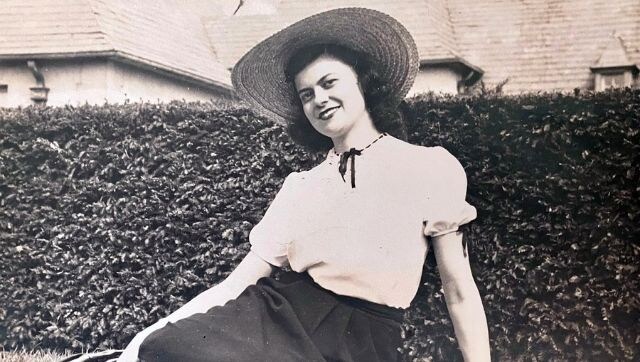 Joye Hummel, the first woman to write scripts for Wonder Woman comics, dies at 97 Joye Hummel, the first woman to write scripts for Wonder Woman comics, dies at 97