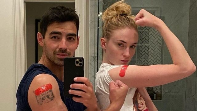 Sophie Turner, Joe Jonas post selfie after getting first shot of the COVID-19 vaccine Sophie Turner, Joe Jonas post selfie after getting first shot of the COVID-19 vaccine