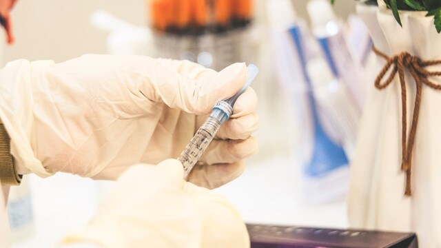 Flu vaccination can help adults and kids stay safe from COVID-19 and influenza in 2021