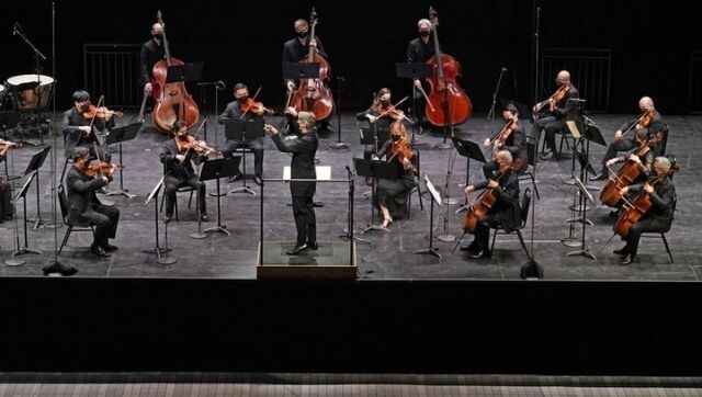 After historic 13-month hiatus due to COVID-19, New York Philharmonic delivers first concert in front of masked audiences