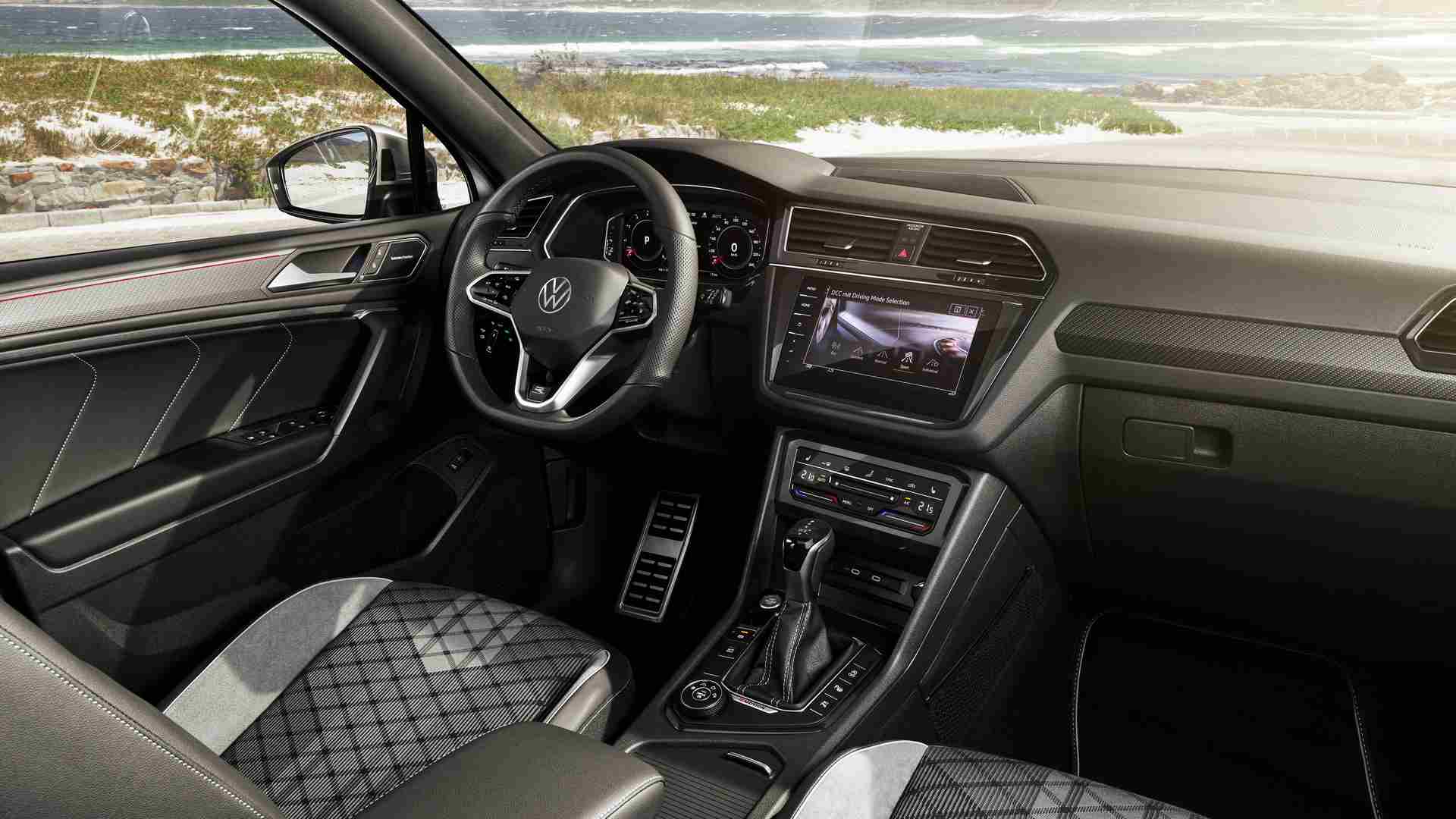 A 9.2-inch touchscreen runs Volkswagen's new MIB3 infotainment system. Image: Volkswagen