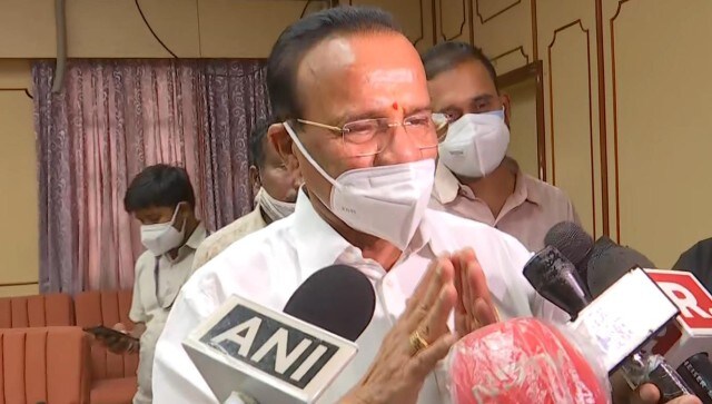 'Should we hang ourselves over non-availability of vaccines?' asks DV Sadananda Gowda