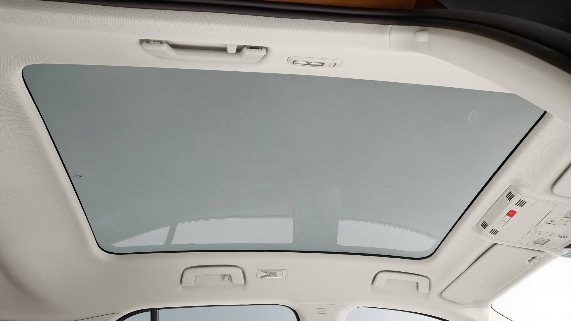 Panoramic sunroof will certainly enhance feeling of airiness inside the new Fabia. Image: Skoda