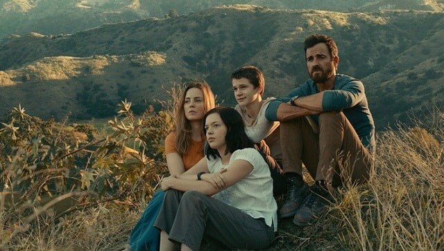 The Mosquito Coast on Apple TV+ tugs onto the themes of family devotion, but fails to save series from battiness