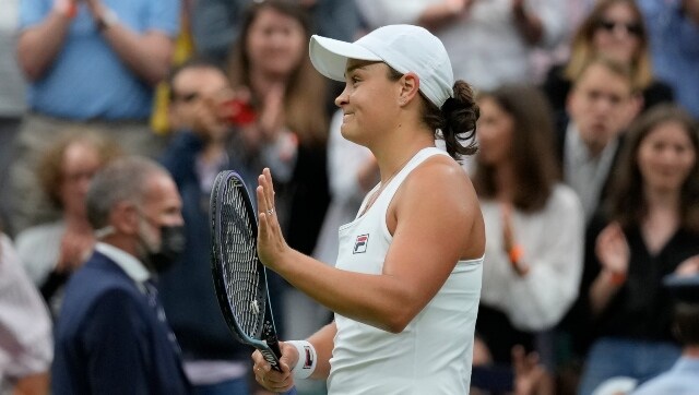 Wimbledon 2021: Ashleigh Barty overcomes Carla Suarez Navarro as rain hits tournament again Wimbledon 2021: Ashleigh Barty overcomes Carla Suarez Navarro as rain hits tournament again
