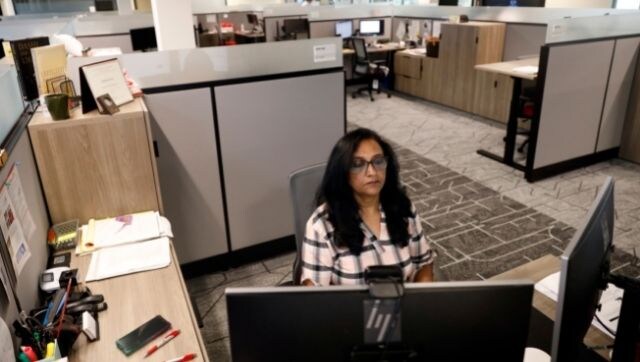 As people return to offices, companies rethink workspace layouts with wider hallways, fewer desks As people return to offices, companies rethink workspace layouts with wider hallways, fewer desks