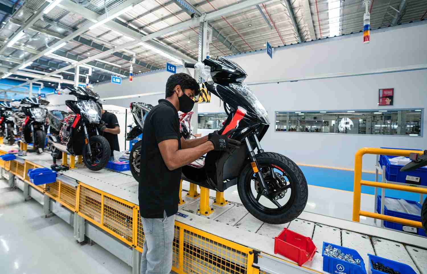 Currently equipped to churn out 1.1 lakh units annually, Ather's Hosur plant can be scaled up to produce half a million scooters every year. Image: Ather Energy