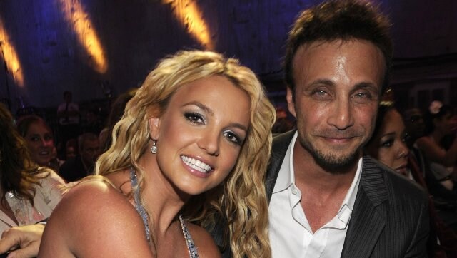 Briney Spears' manager Larry Rudolph resigns, says singer has been 'voicing intention to officially retire'