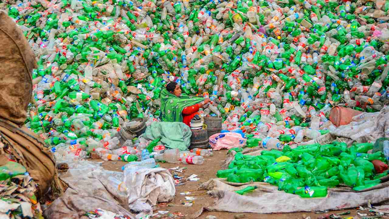 The Basel Convention is the UN’s multilateral environmental treaty on the prevention, minimisation and sound management of waste. Photo by Sufyan Arshad (Pakistan)
