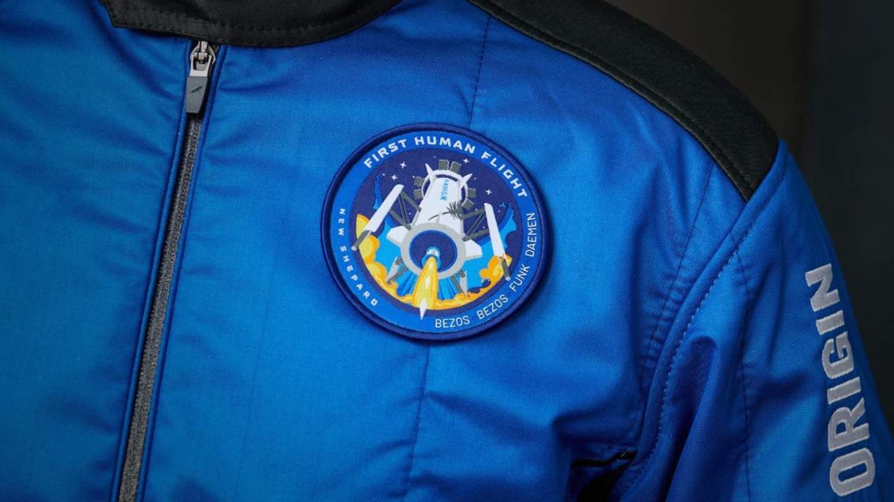 Blue Origin crew patch, Image credit: Twitter/@blueorigin 