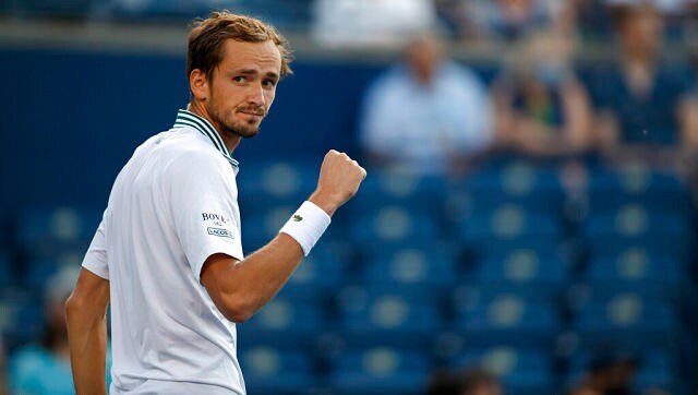 ATP Toronto Masters: Daniil Medvedev, Stefanos Tsitsipas storm into quarter-finals ATP Toronto Masters: Daniil Medvedev, Stefanos Tsitsipas storm into quarter-finals