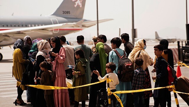 Western Union restarts money transfers to Afghanistan to ease financial burden on US-based Afghans' families Western Union restarts money transfers to Afghanistan to ease financial burden on US-based Afghans' families