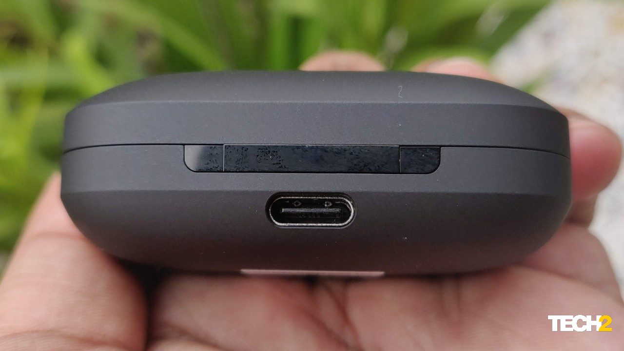 The OnePlus Buds Pro case features an LED charge indicator at the front and a USB-C port at the back. Image: Tech2/Ameya Dalvi