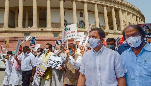Monsoon session ends, war of words doesn't as Centre, Opposition up the ante Monsoon session ends, war of words doesn't as Centre, Opposition up the ante