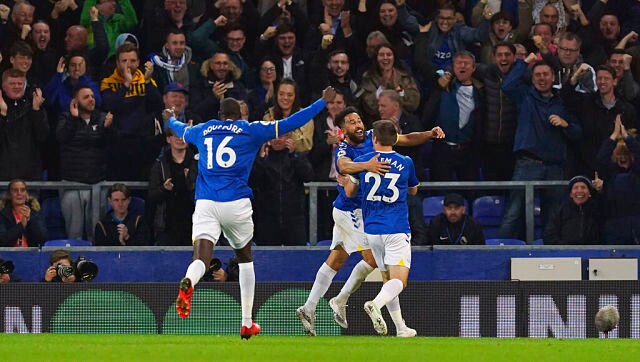 Premier League: Andros Townsend's stunner helps Everton script comeback win over Burnley Premier League: Andros Townsend's stunner helps Everton script comeback win over Burnley